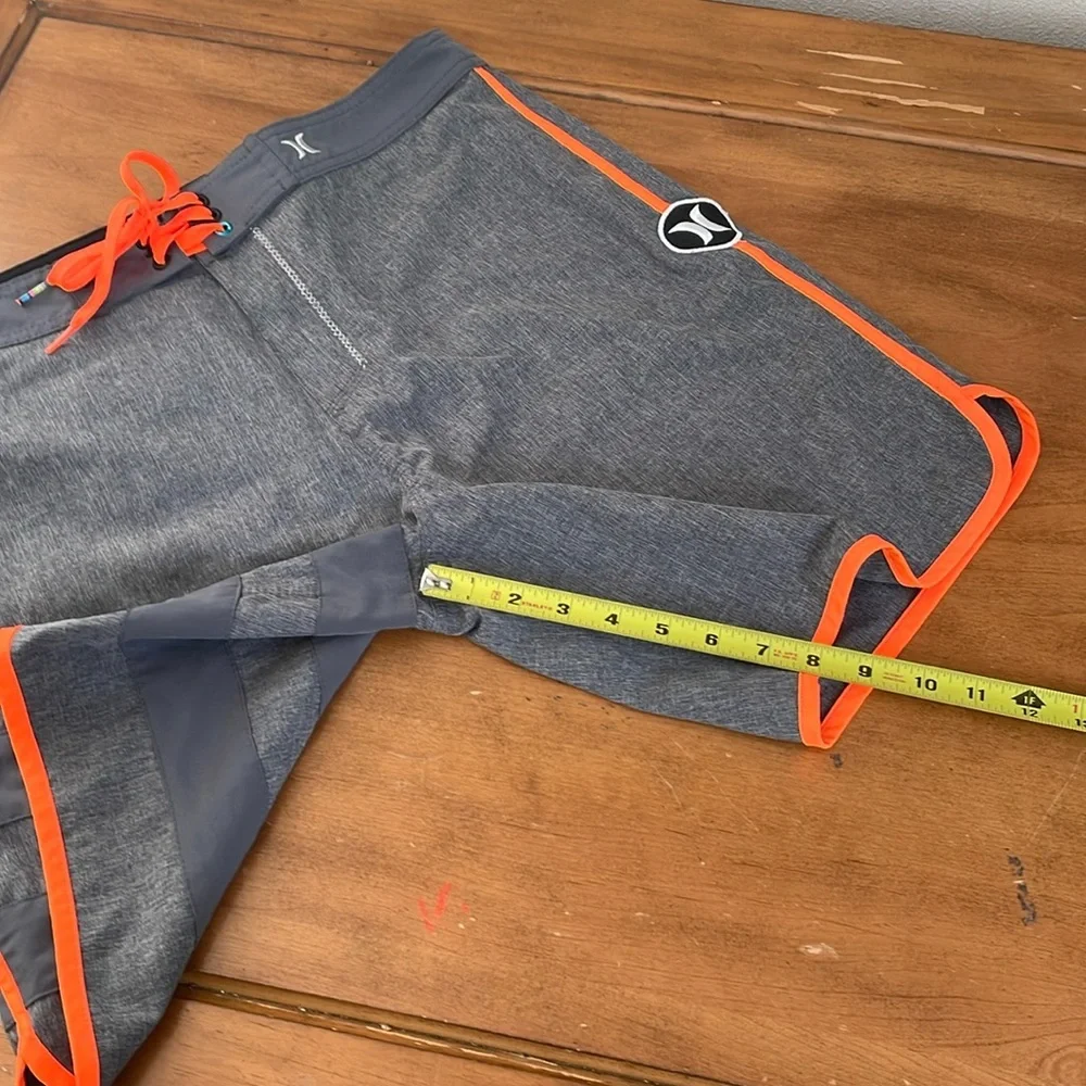 HURLEY Phantom Board Shorts Size 33